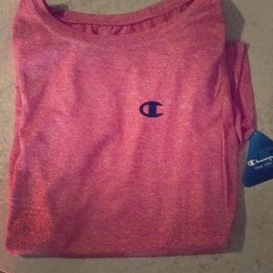 Champion T-shirt😍